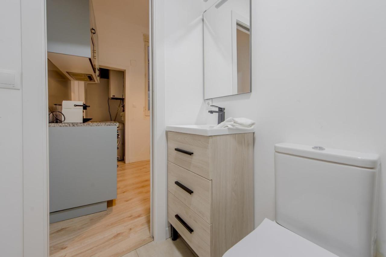 Premium Apt Para 9P En C/Olmo - Centro De Madrid Exterior photo