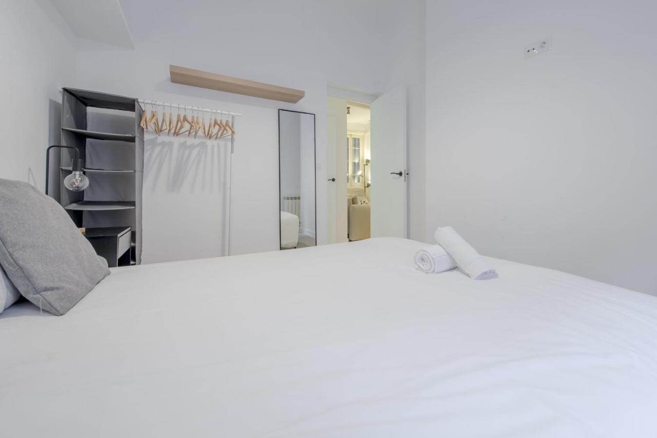 Premium Apt Para 9P En C/Olmo - Centro De Madrid Exterior photo