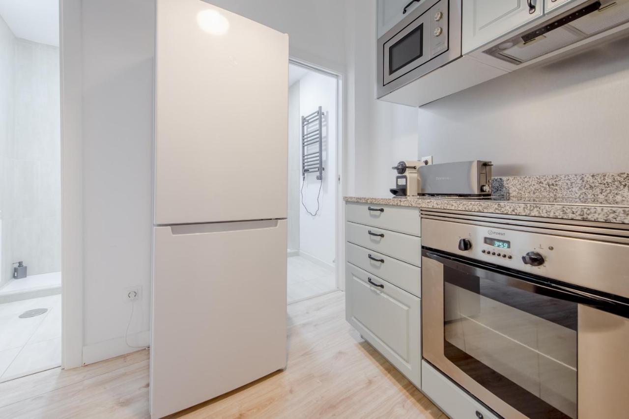 Premium Apt Para 9P En C/Olmo - Centro De Madrid Exterior photo